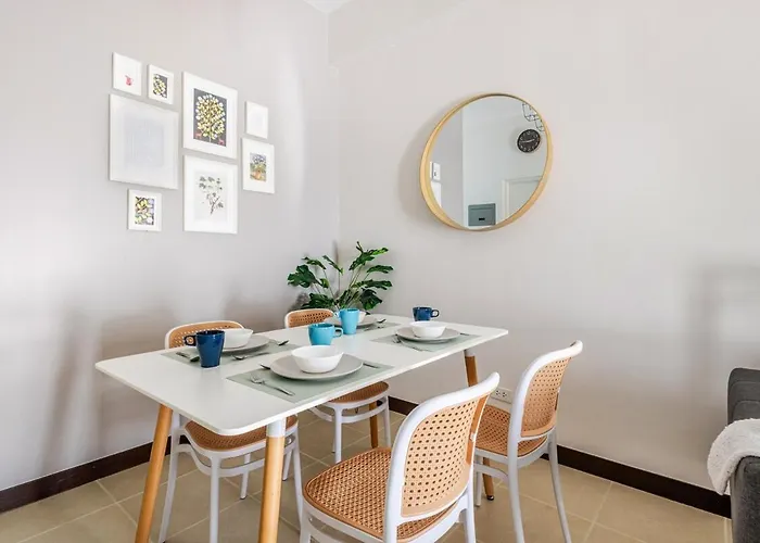 Cozy Garden View Near Airport Wfh Netflix Apartamento Manila