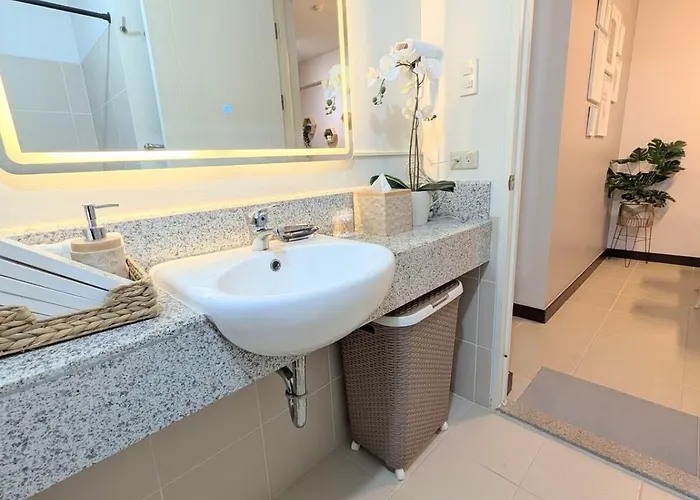Cozy Garden View Near Airport Wfh Netflix Apartamento Manila