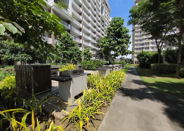Cozy Garden View Near Airport Wfh Netflix Apartamento